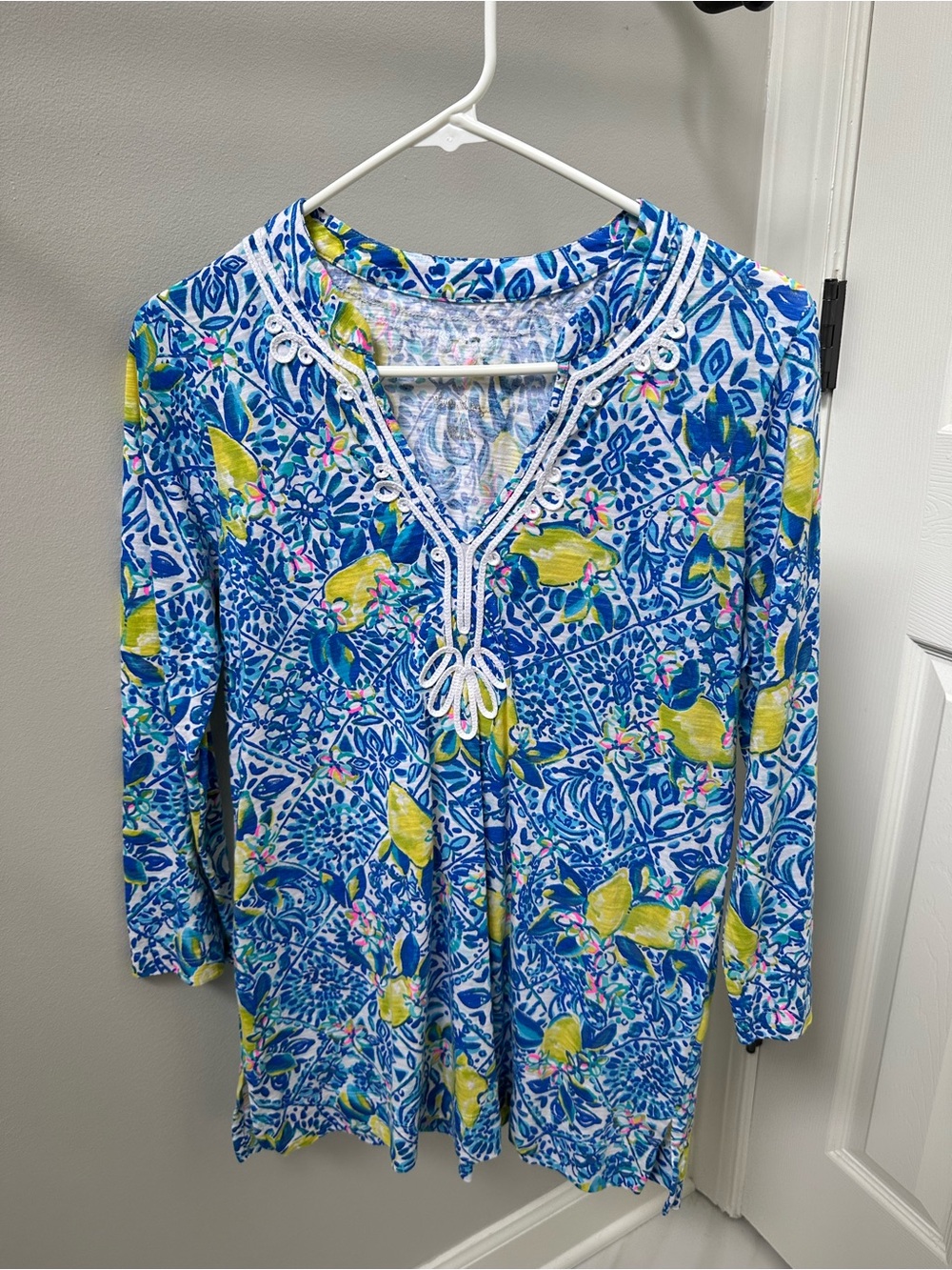 Lilly Pulitzer Blue, Yellow & Pink Floral V-Neck Tunic